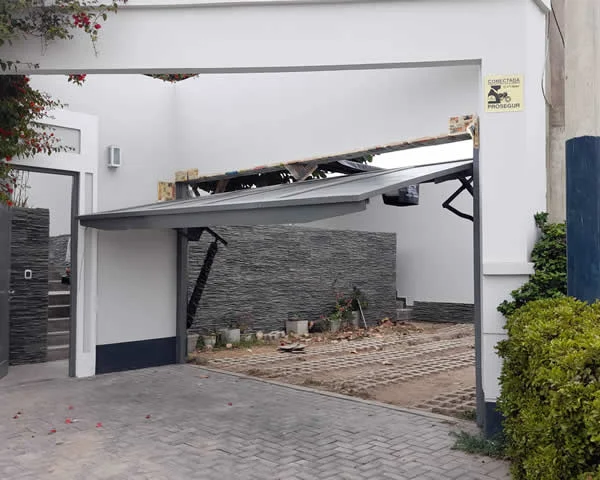 Puertas Levadizas Perú